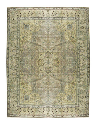 Persian Tabriz Rug circa 1920 (Antique -100% Wool)