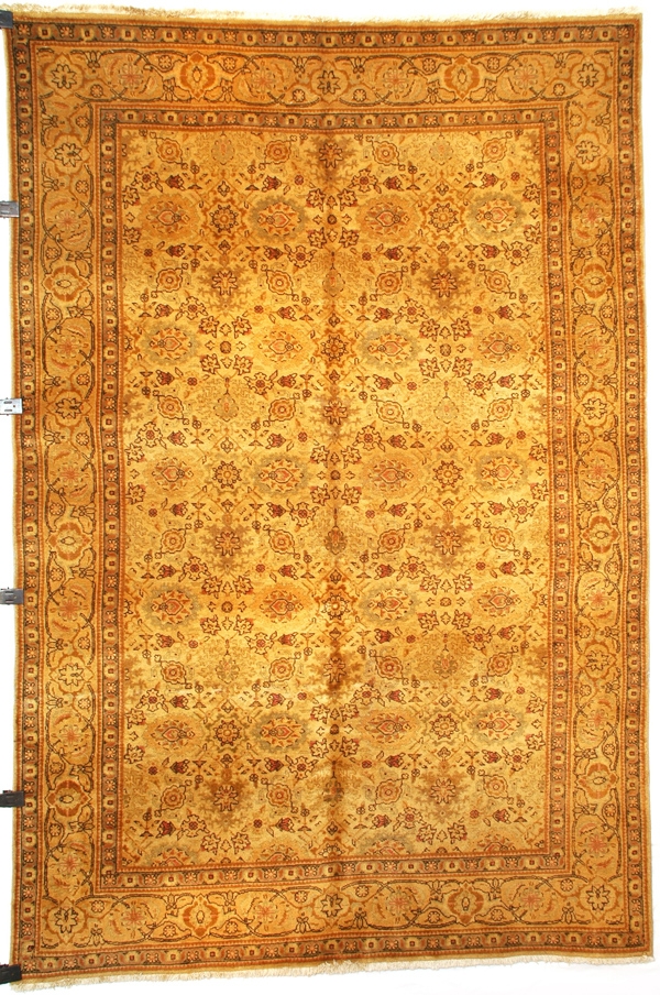 Persian Tabriz Rug circa 1920 (Antique -100% Wool)