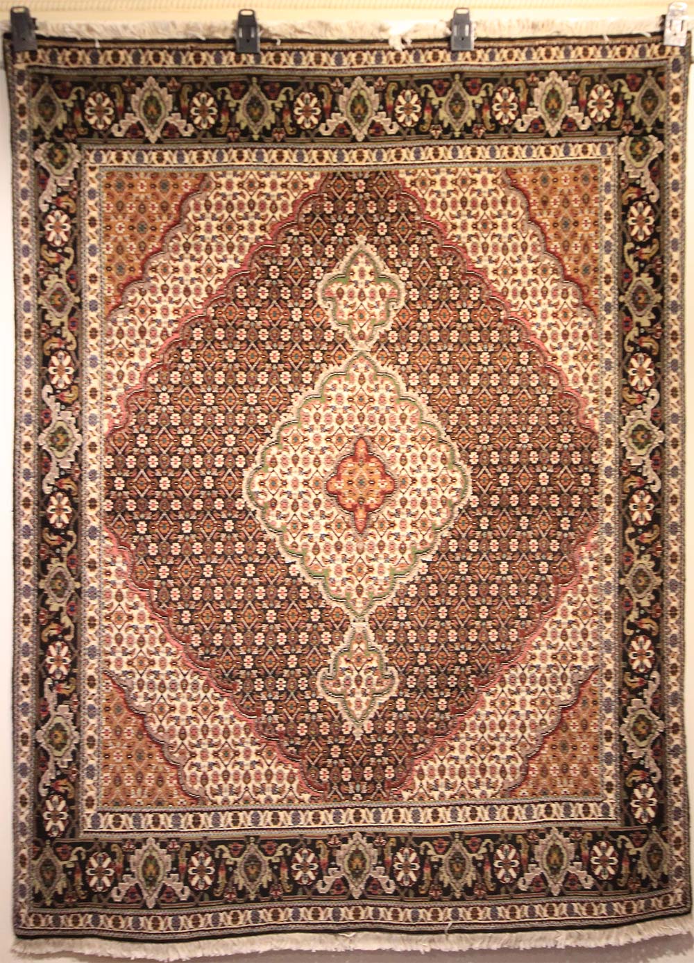 Persian Tabriz Mahi Rug (Traditional -100% Wool & Silk)