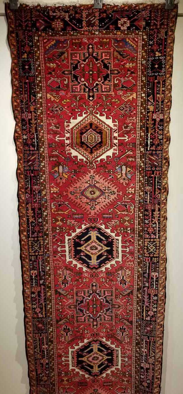 Persian Heriz Rug (Antique -100% Wool)