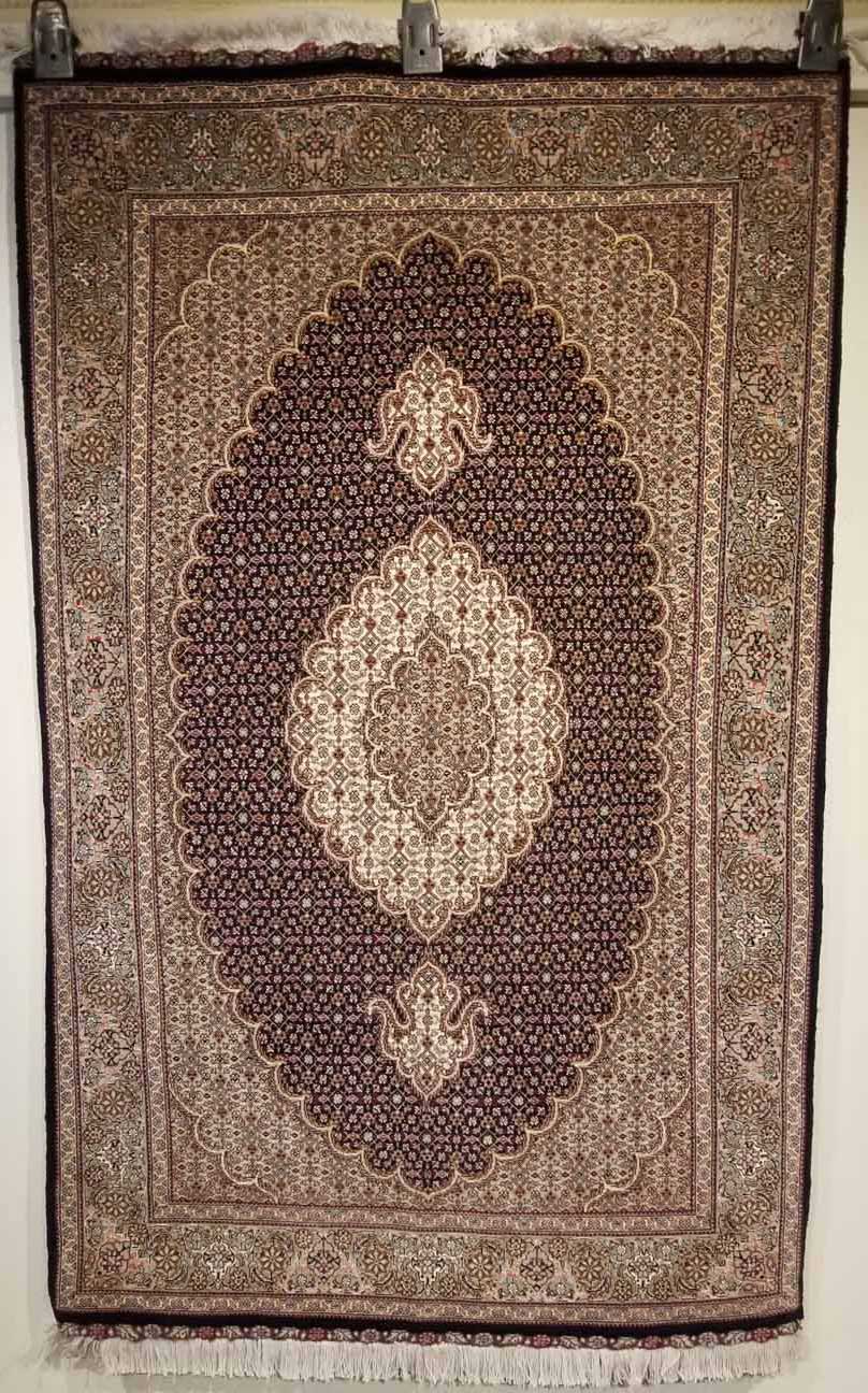 Persian Tabriz Mahi Rug (Traditional -100% Wool & Silk)